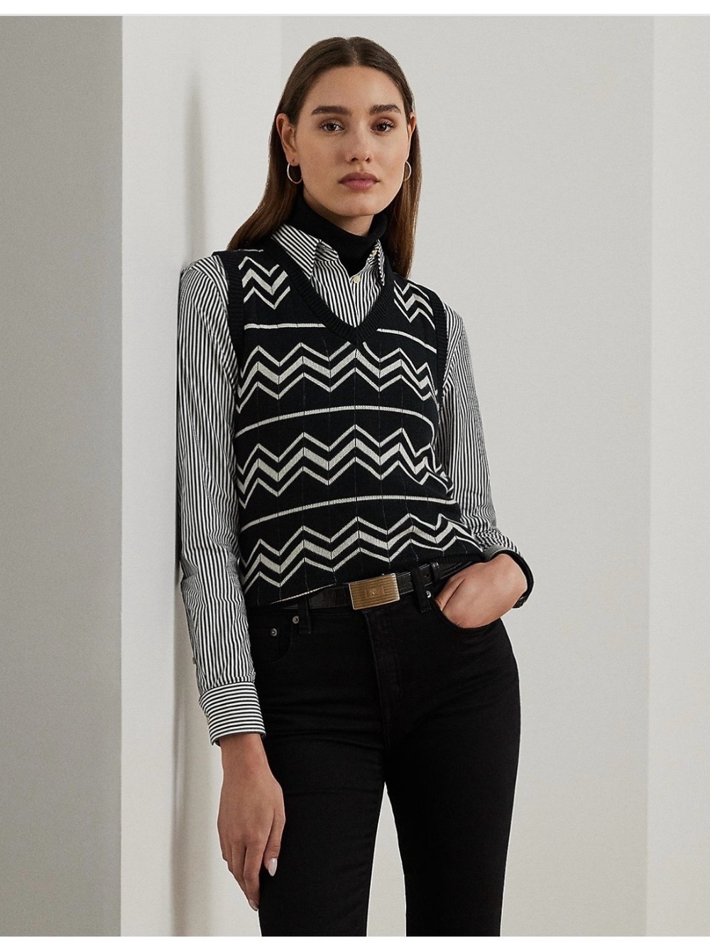NWT Ralph Lauren Black and White Chevron V-Neck Sweater Size S